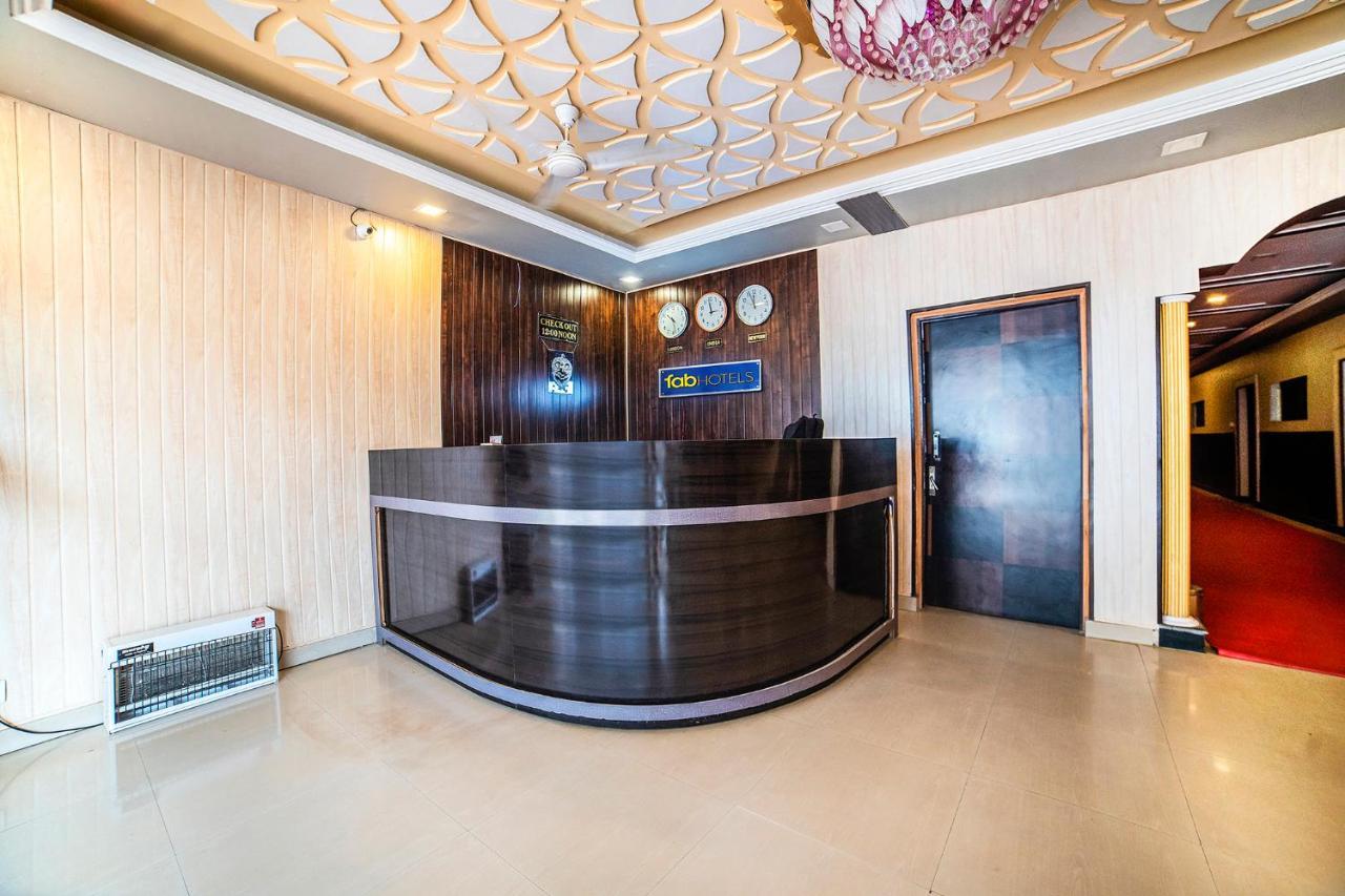 Fabexpress Landmark Awadh Hotel Lucknow Exterior foto
